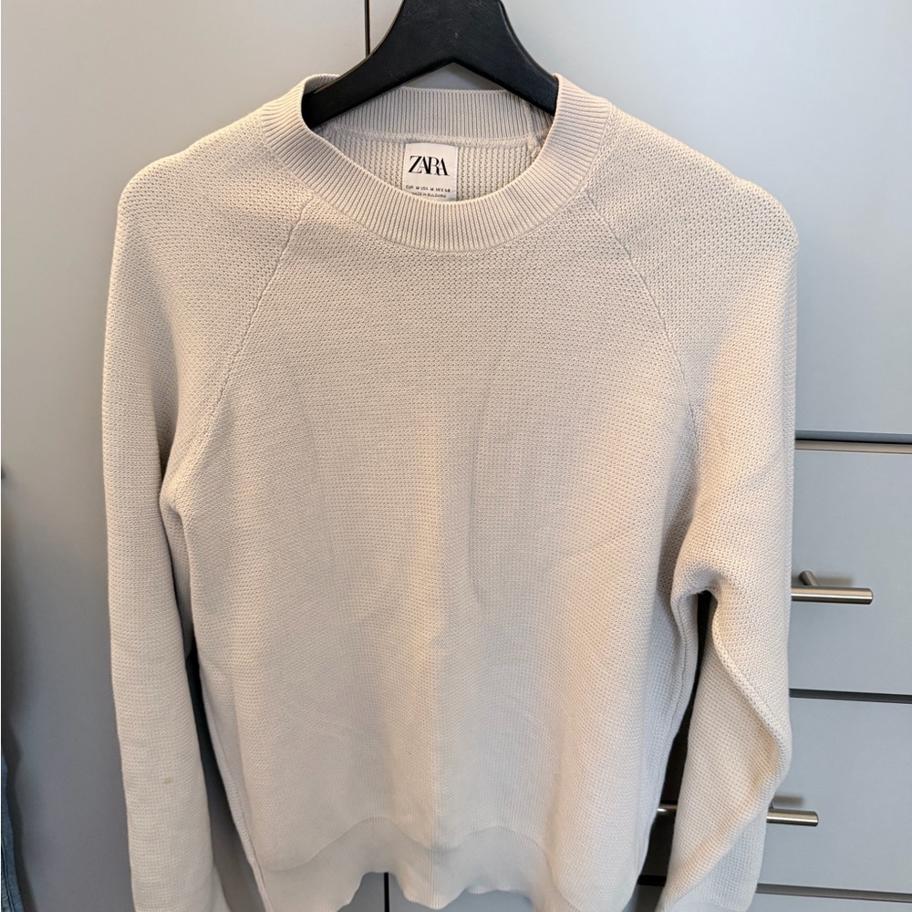 Zara Off-White Knit Top